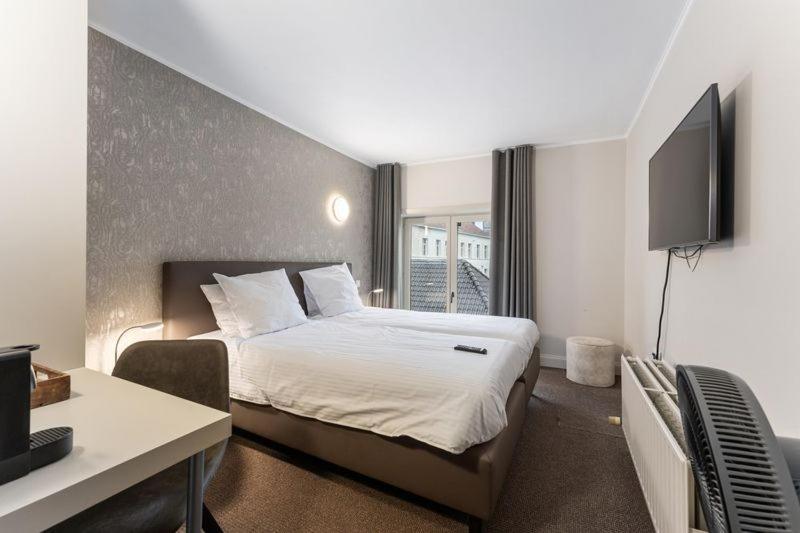 Hotel Karel De Stoute Брюж Екстериор снимка