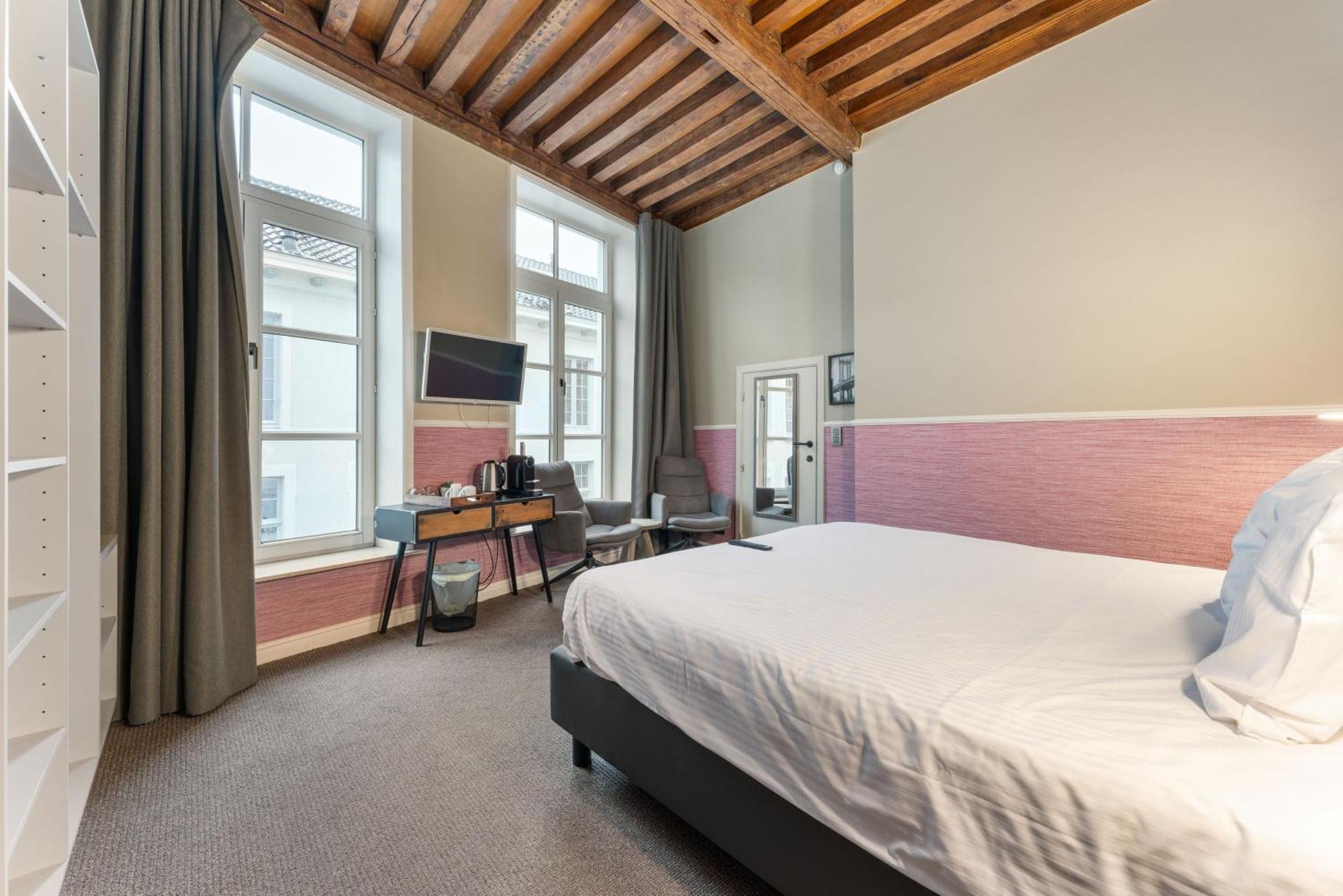 Hotel Karel De Stoute Брюж Екстериор снимка