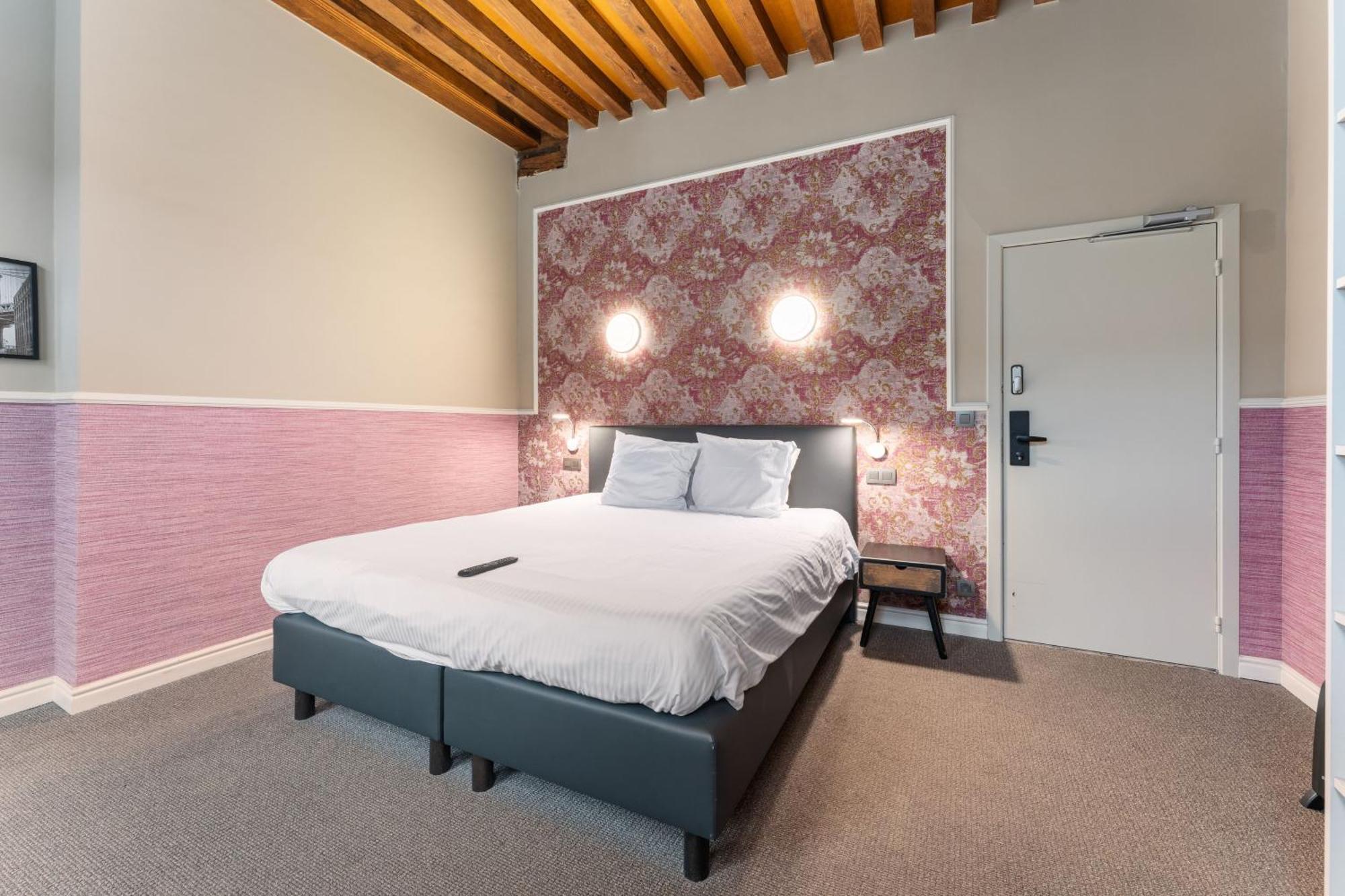 Hotel Karel De Stoute Брюж Екстериор снимка