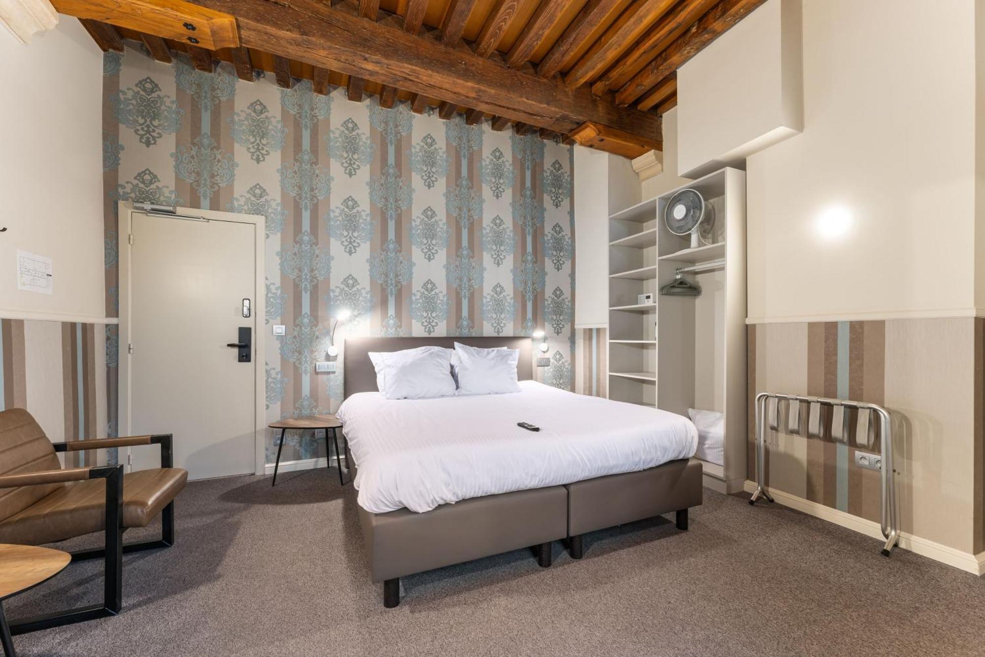 Hotel Karel De Stoute Брюж Екстериор снимка