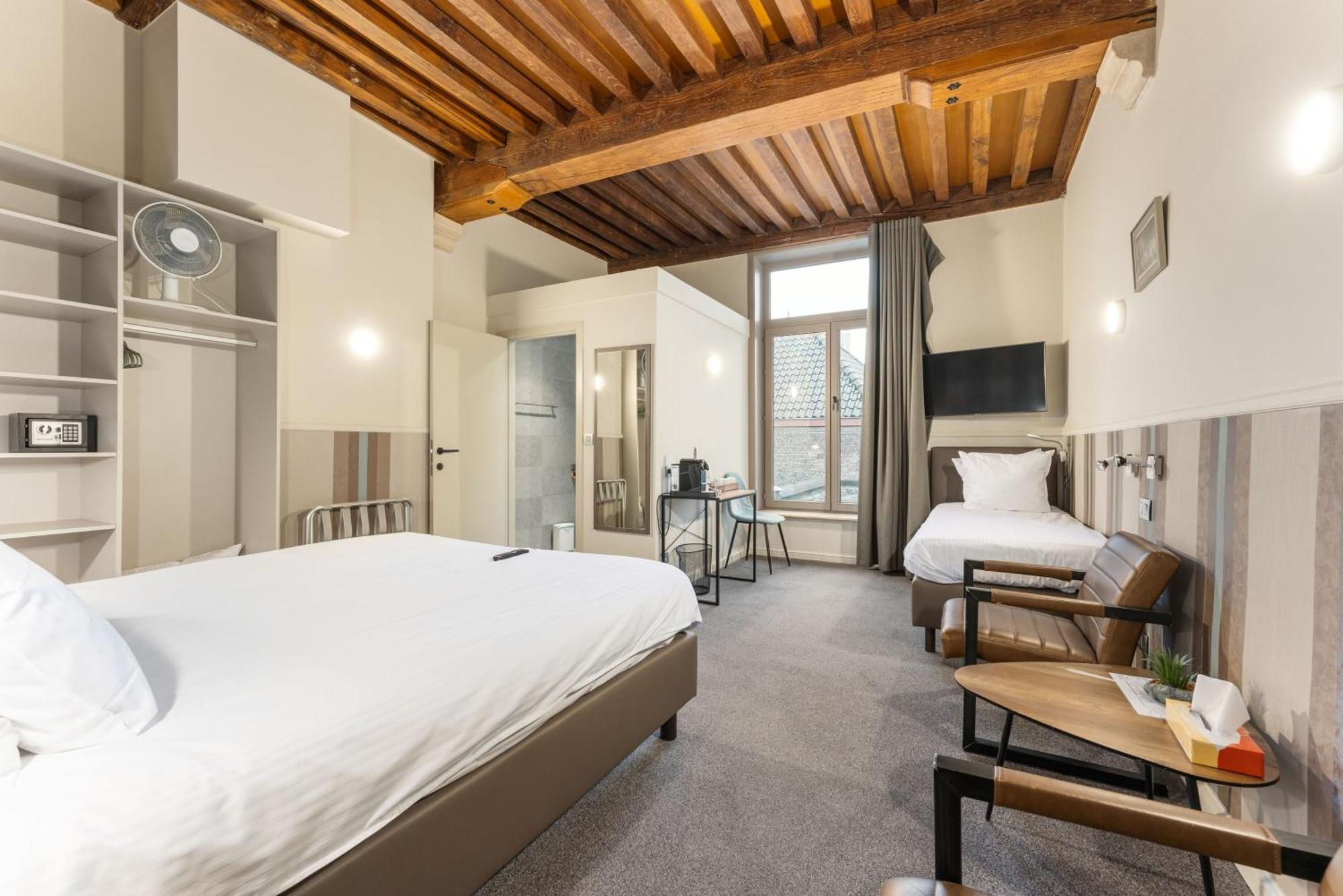 Hotel Karel De Stoute Брюж Екстериор снимка